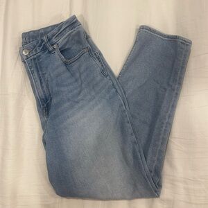 Women’s American Eagle Curvy Mom Jeans Regular Length